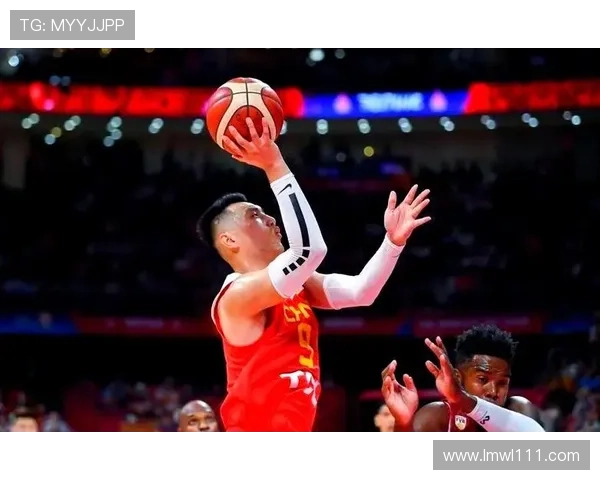 北京篮球队在世界锦标赛中的拼搏历程与荣耀时刻回顾