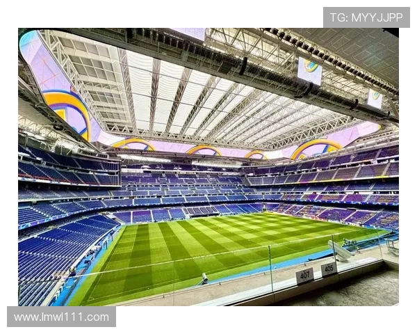 探索足球明星的足迹与球场之旅揭秘他们的职业生涯与成就 探索足球明星的足迹与球场之旅揭秘他们的职业生涯与成就