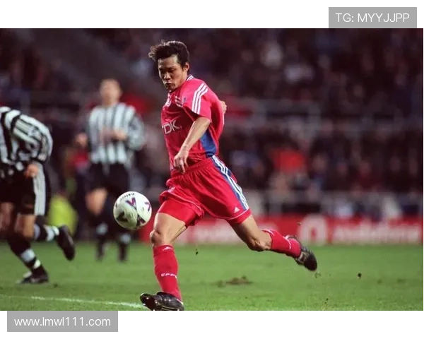 猜中足球明星的秘密与技巧揭秘，带你了解那些闪耀绿茵场的传奇人物