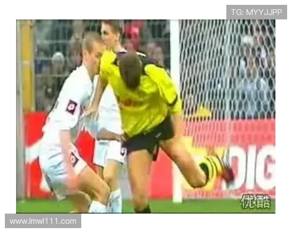 足球明星的华丽失误与幽默嘲讽的精彩瞬间大盘点