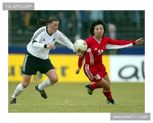 我最敬佩的足球明星与他们背后的奋斗故事与精神力量 我最敬佩的足球明星与他们背后的奋斗故事与精神力量